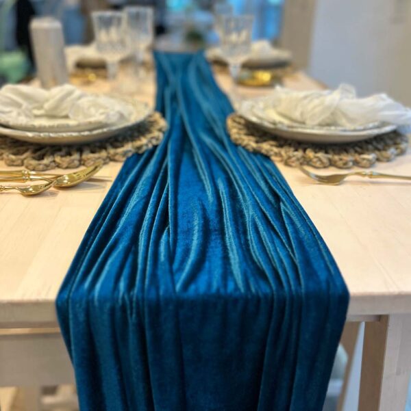 Elegant Velvet Tablecloth Dark Blue